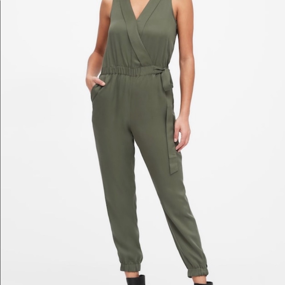 **NWT** Banana Republic Tensel Wrap Jumpsuit